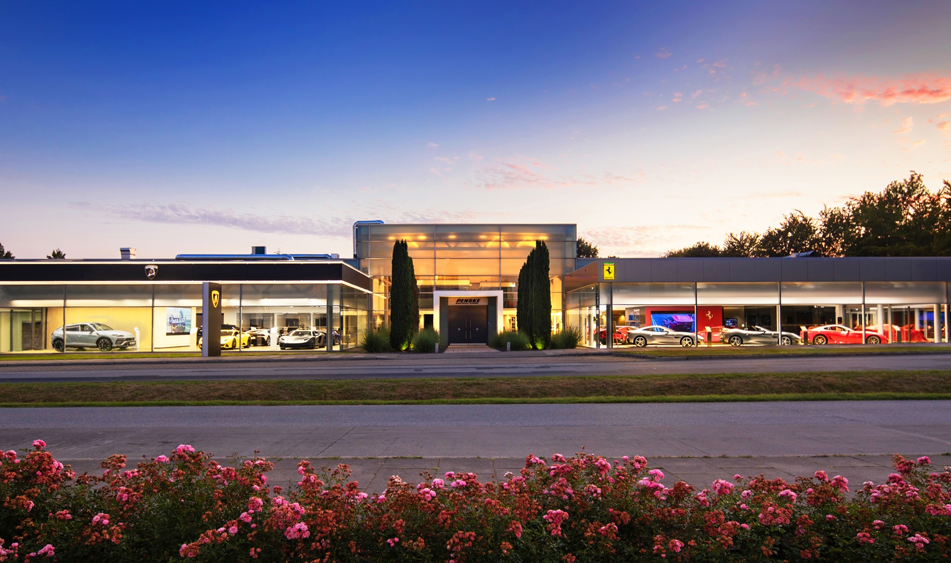 Header von PENSKE Sportwagen Hamburg GmbH